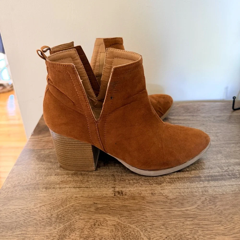 Boho Western Slouch Ankle Boots Cognac Faux Suede Festival Cowgirl Size 8.5 Boho